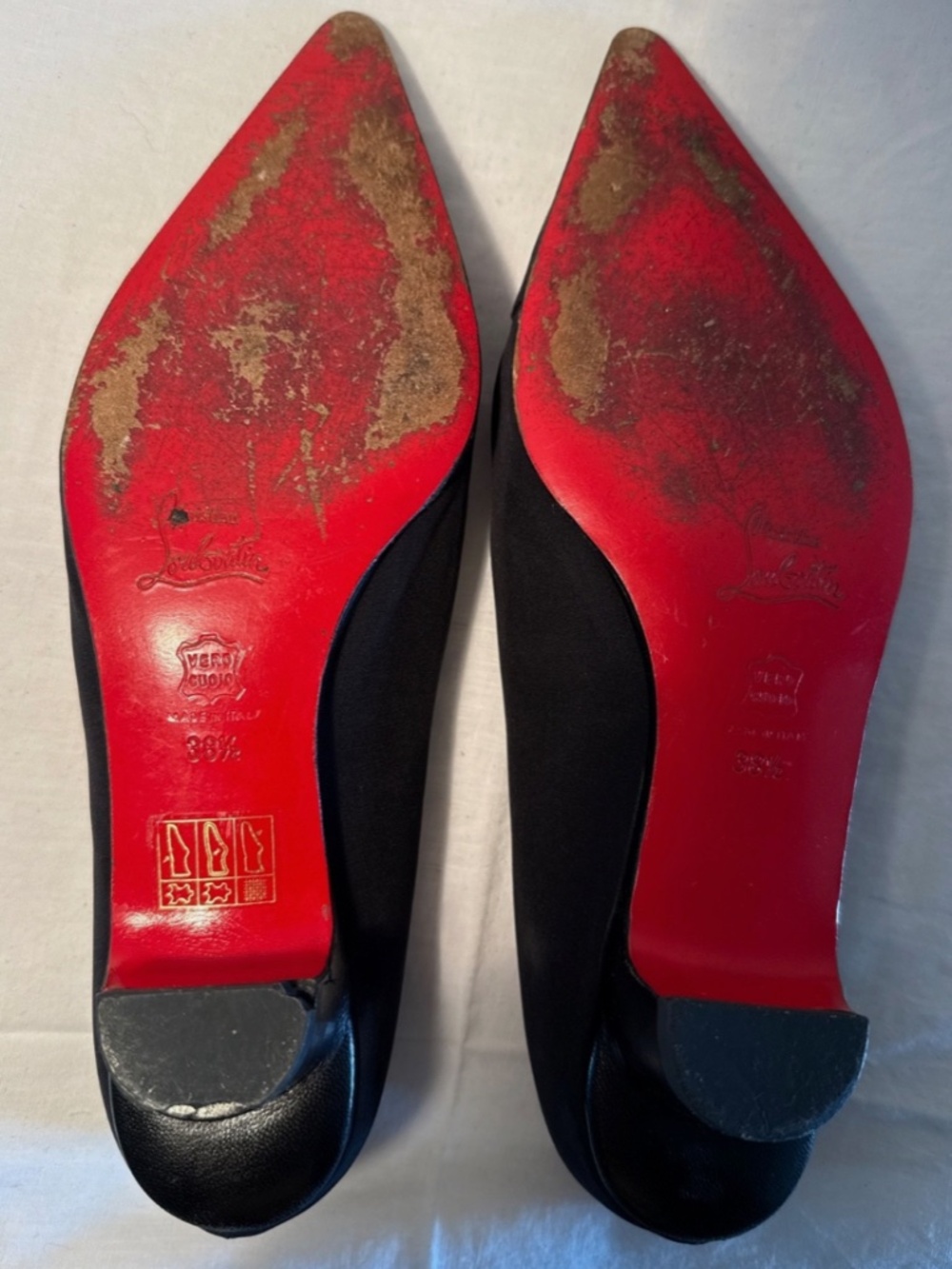 Vintage Christian Louboutin Black Leather Pointed Toe Kitten Heels - Picture 6 of 6